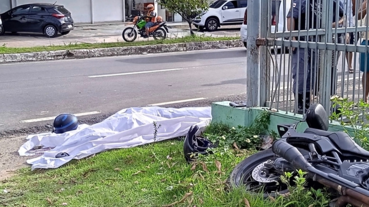 Você está visualizando atualmente Casal vítima de acidente fatal em moto, tiveram pertences roubados por populares