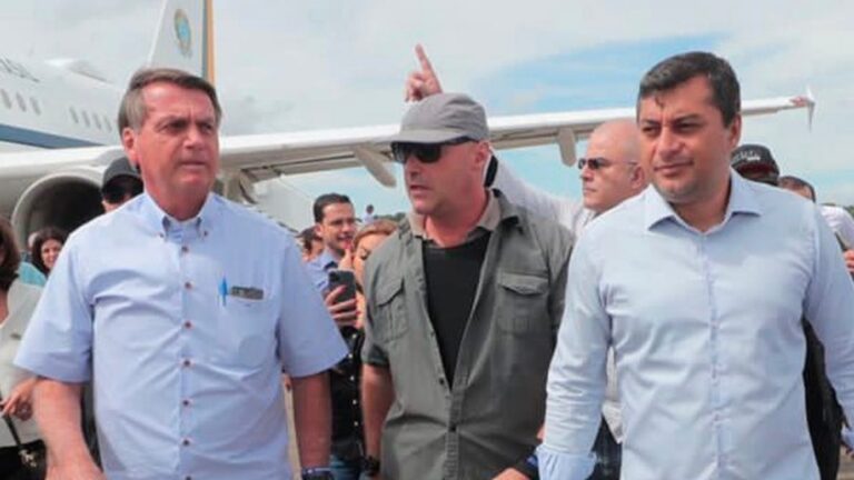 Leia mais sobre o artigo Após decretos contra a ZFM, Bolsonaro participa da ‘Marcha para Jesus’, em Manaus