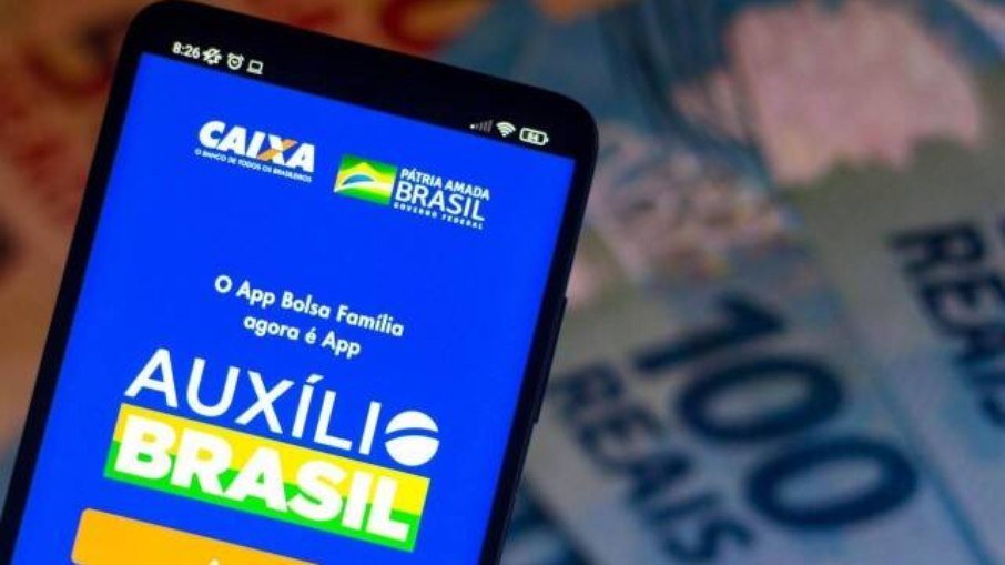 Você está visualizando atualmente Auxílio Brasil de R$ 600 começa a ser pago em agosto