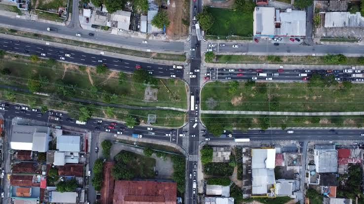 Você está visualizando atualmente Manaus vai ganhar nova ‘Faixa Liberada’ na Avenida das Torres