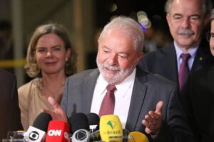 Leia mais sobre o artigo Governo Lula decide conceder reajuste adicional no salário mínimo a partir de maio