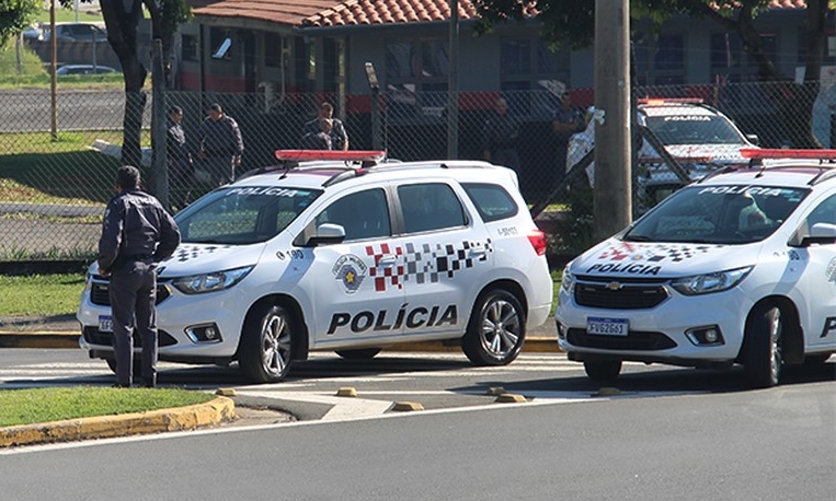 Você está visualizando atualmente Tragédia em base da PM: Policial Militar mata colegas de farda