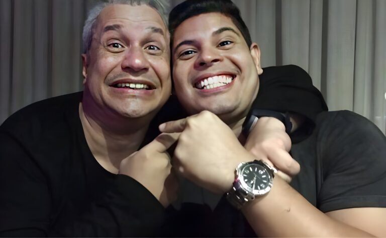 Leia mais sobre o artigo Mário César pede e Aleam dá título de cidadão do AM para Sikêra Júnior