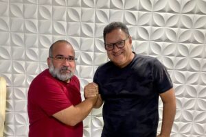 Leia mais sobre o artigo David dos Feirantes sela apoio a Alain Cruz para a Prefeitura de Iranduba