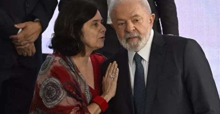 Leia mais sobre o artigo Governo Lula autoriza ‘aborto legal’ em qualquer tempo gestacional